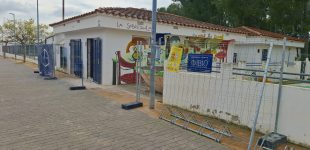 Obres destinades a la millora dels vestuaris de la piscina municipal