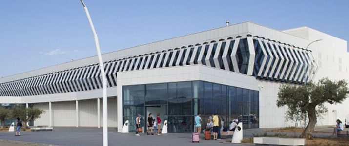 Oberta l’oferta per a gestionar la cafeteria de l’aeroport de Castelló